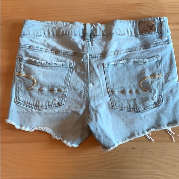 AE Shorts - Picture 2 of 4